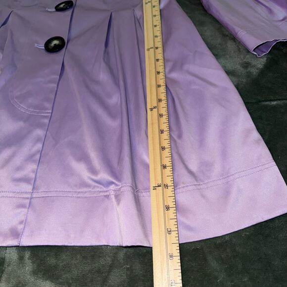 Iz Byer California Lavender Satin Like Button Baby Doll Trench Coat Size Medium - Picture 8 of 9